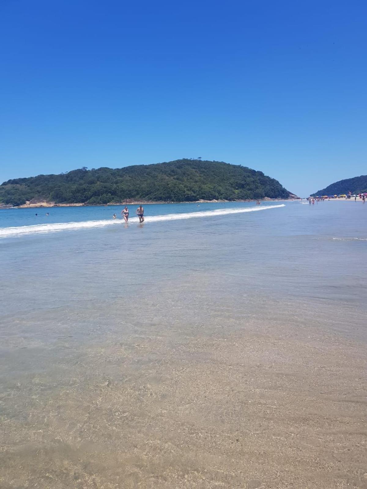 Pousada Pe Na Areia Гуаружа Экстерьер фото